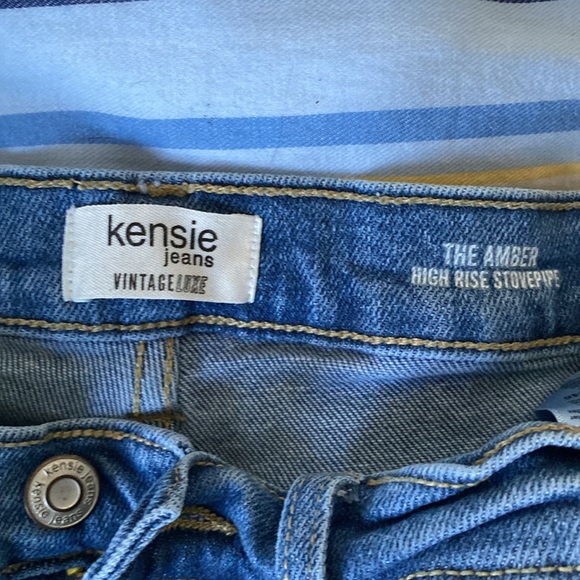 Jeans - Picture 2 of 5